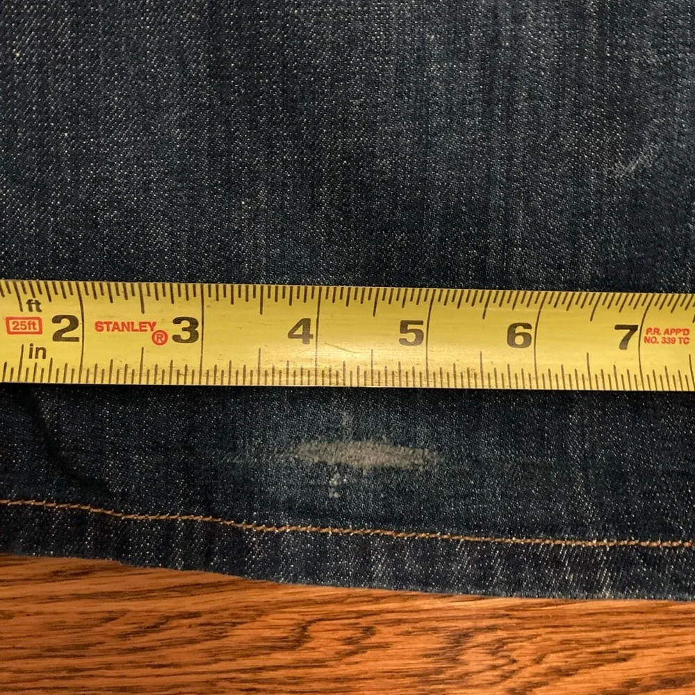 ✨LEVI’S✨GENUINE 501 BUTTONFLY sz38x30🔹2sm frays at hem as seen in photos 💥GUC💥